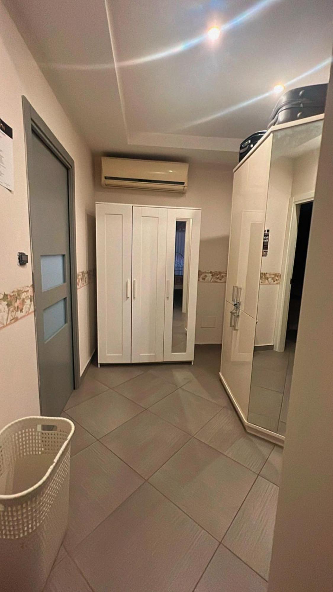 Marilyn Appartments Napoli Luaran gambar